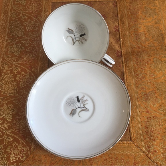 THREE Mid Century Matching China Pieces - Picture 6 of 8